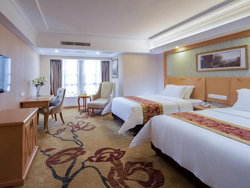 Vienna International Hotel Zhongshan Torch Development Zone Exterior photo