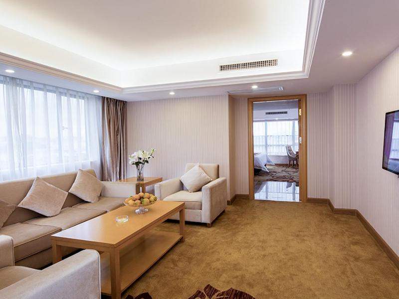 Vienna International Hotel Zhongshan Torch Development Zone Exterior photo